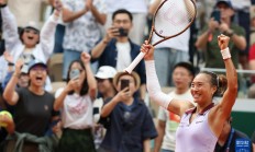 世俱杯外围:郑钦文击败萨姆索诺娃 首进法网女单八强